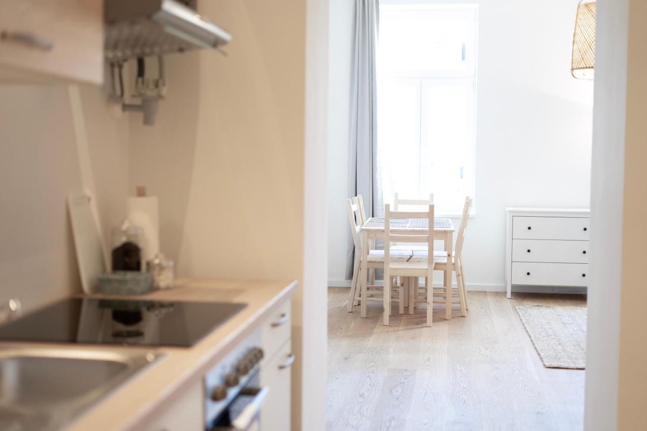 Vienna City Apartments - Metro 1160 Вена Экстерьер фото