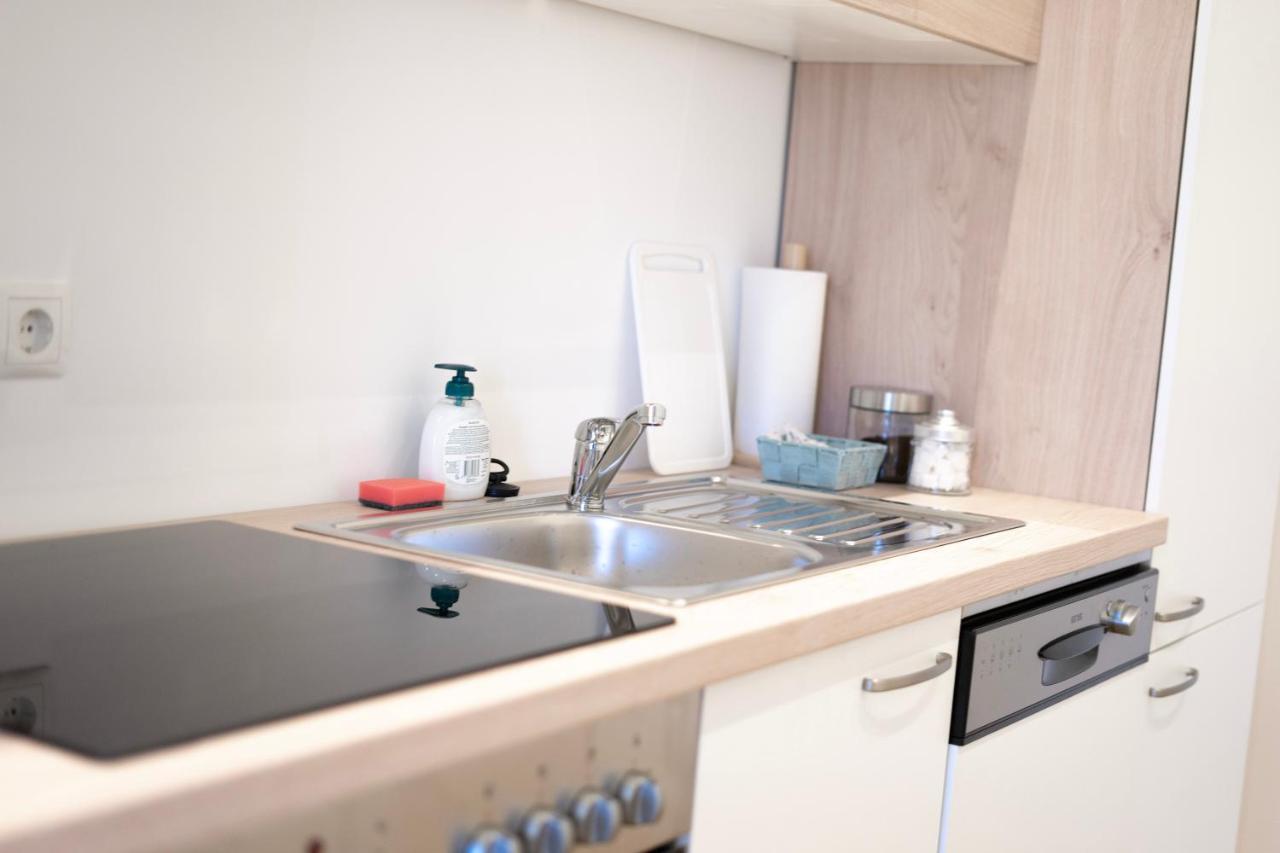 Vienna City Apartments - Metro 1160 Вена Экстерьер фото
